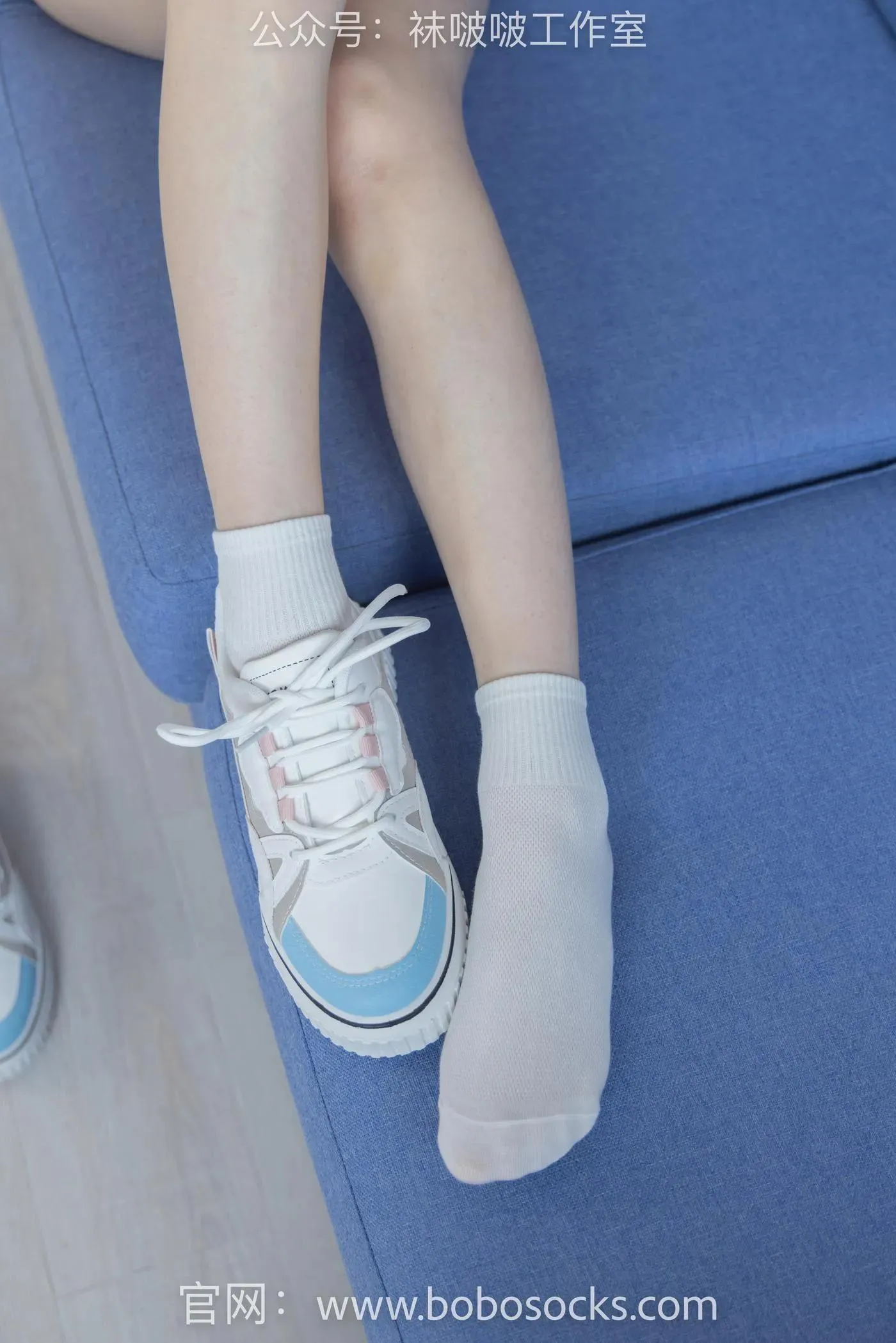 [BoBoSocks袜啵啵]NO.101 苏苏-板鞋、白棉袜、裸足 [140P]插图1